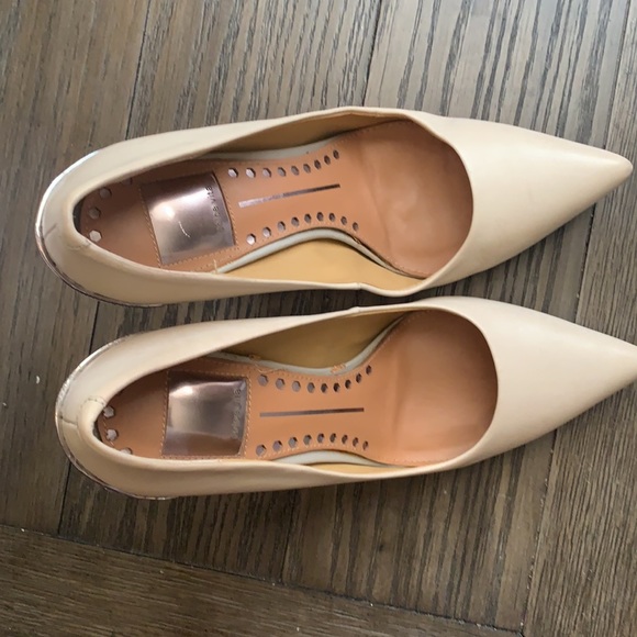 Dolce Vita Leather Pumps - Picture 2 of 10